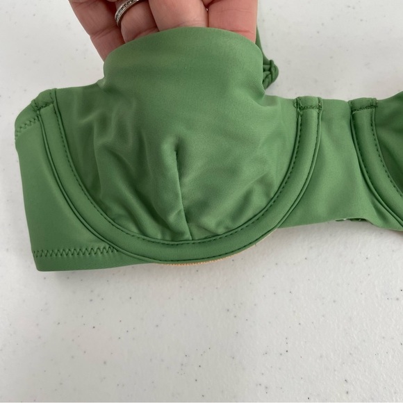 NWT J Crew Balconette Underwire Bikini Top Sage Green Size 32A Beach Swim - Picture 3 of 10